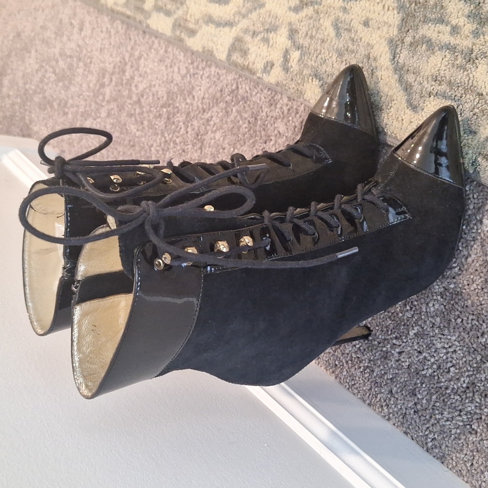 Boots - Picture 2 of 4
